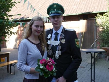 "Kleines" K&ouml;nigspaar Jonas Angelkort und Henrika Br&uuml;nemann